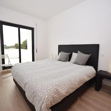 Nyaraló Nazare For Surfing Famalicão