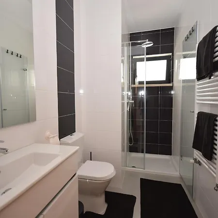 Nazare For Surfing Nyaraló *