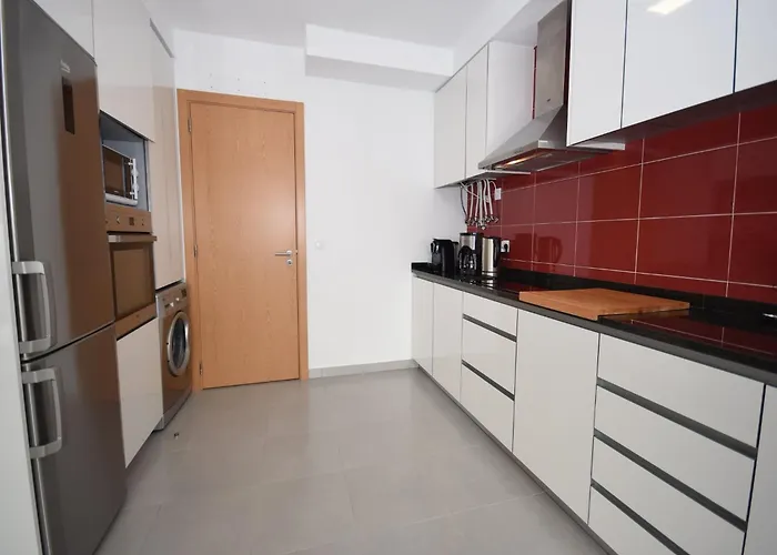 Nazare For Surfing * Famalicão