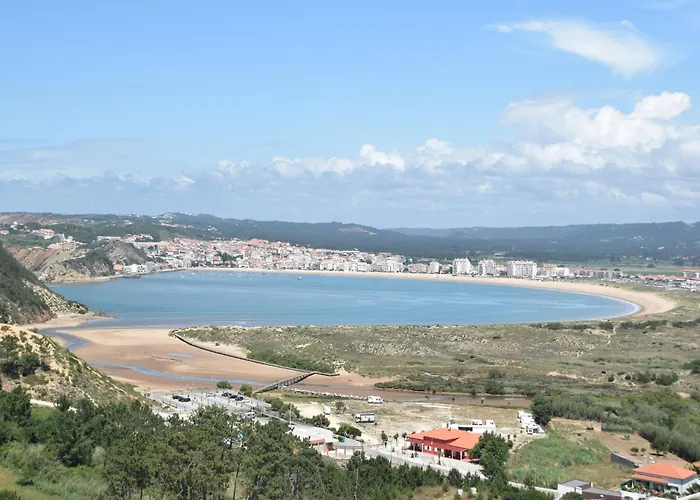 Nazare For Surfing Ferienhaus Famalicão